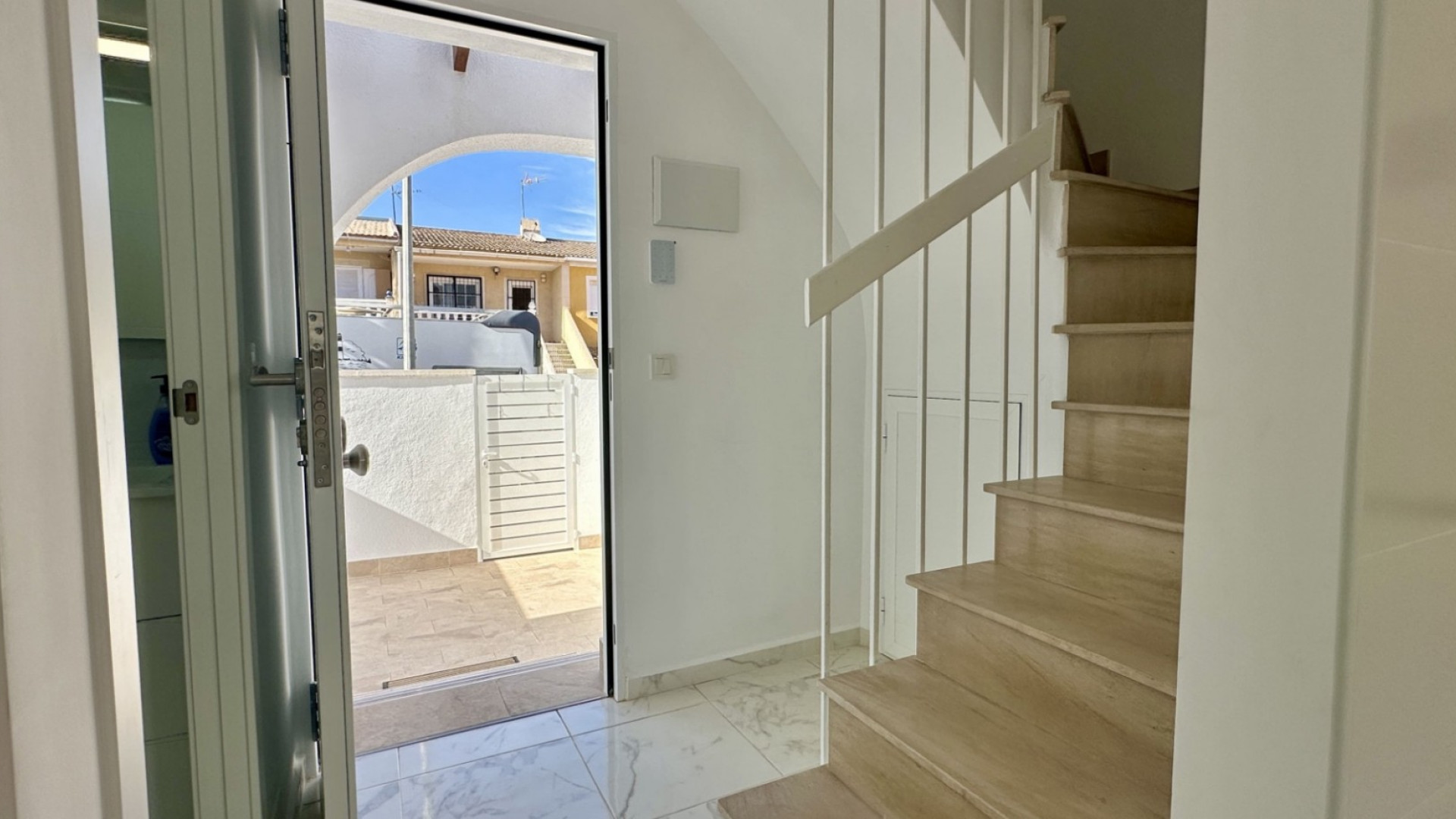 Venta - Casa adosada - Torrevieja - Los Balcones - Los Altos del Edén