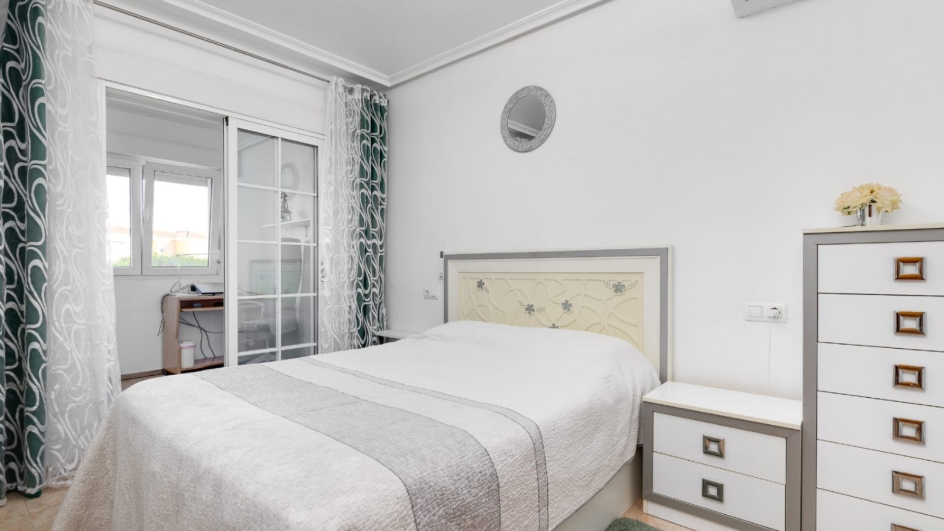 Venta - Casa adosada - Torrevieja