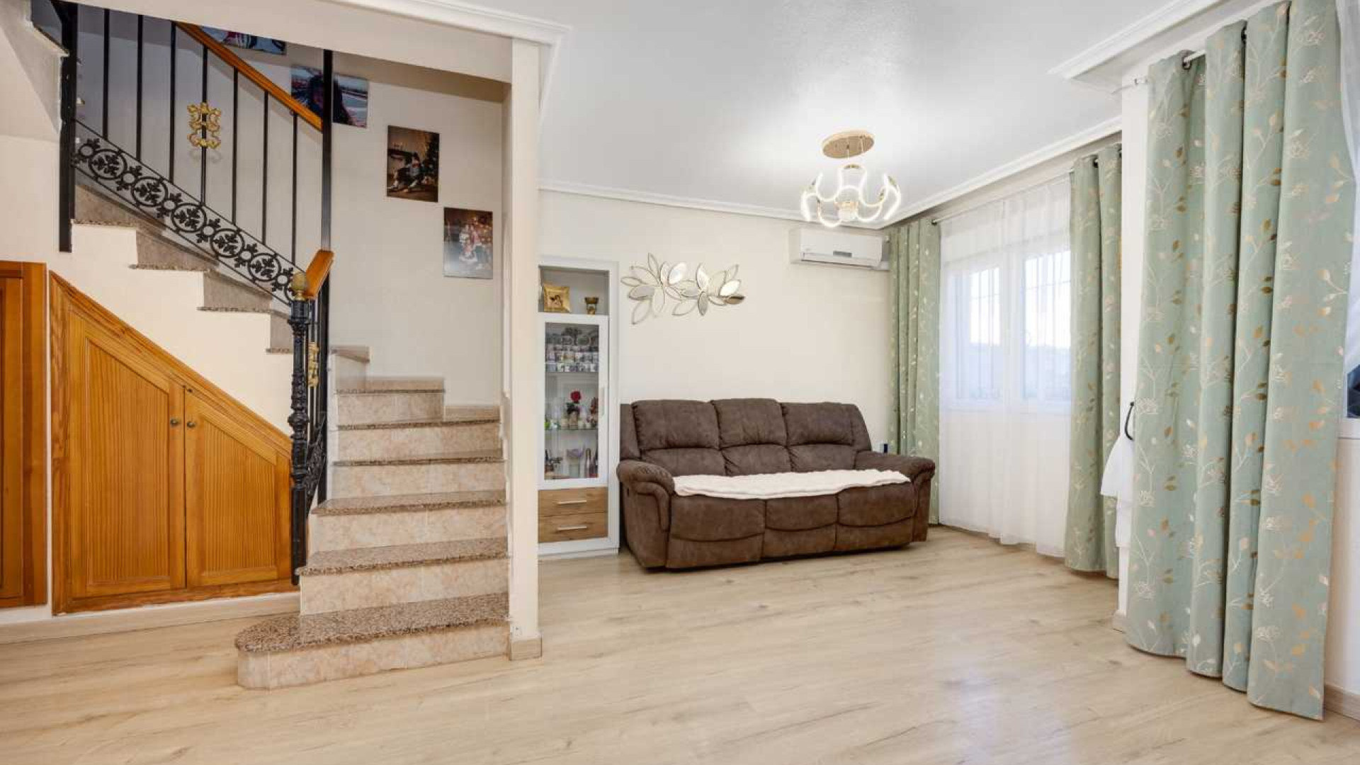 Venta - Casa adosada - Torrevieja