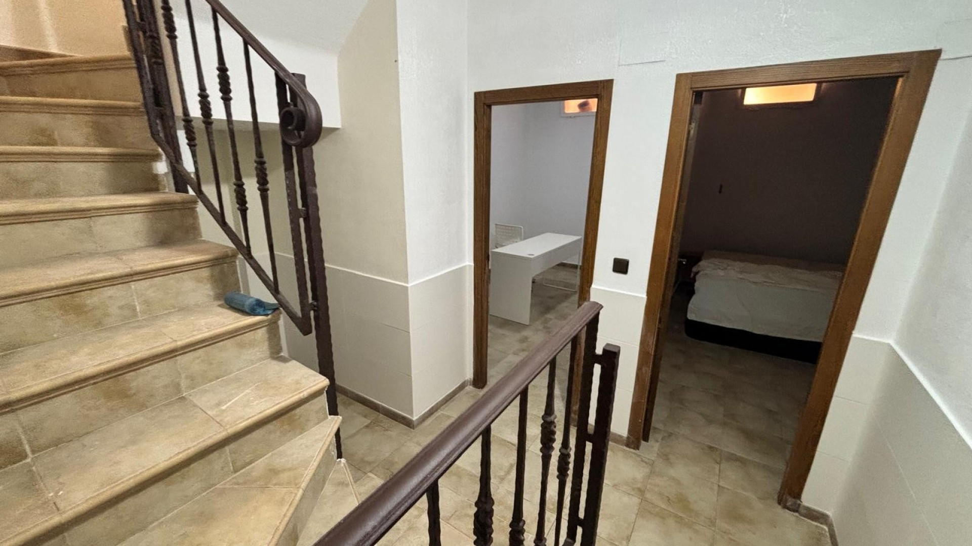 Venta - Casa adosada - Urbanització Els Estanys