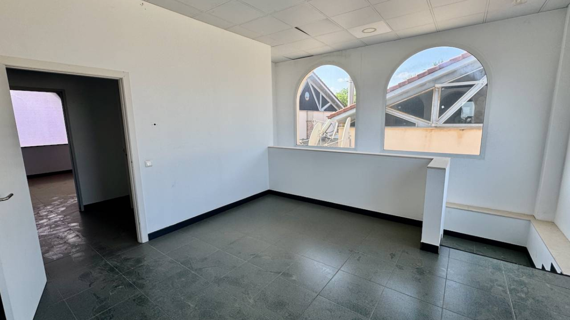 Venta - Commercial - La Finca Golf - La finca Golf