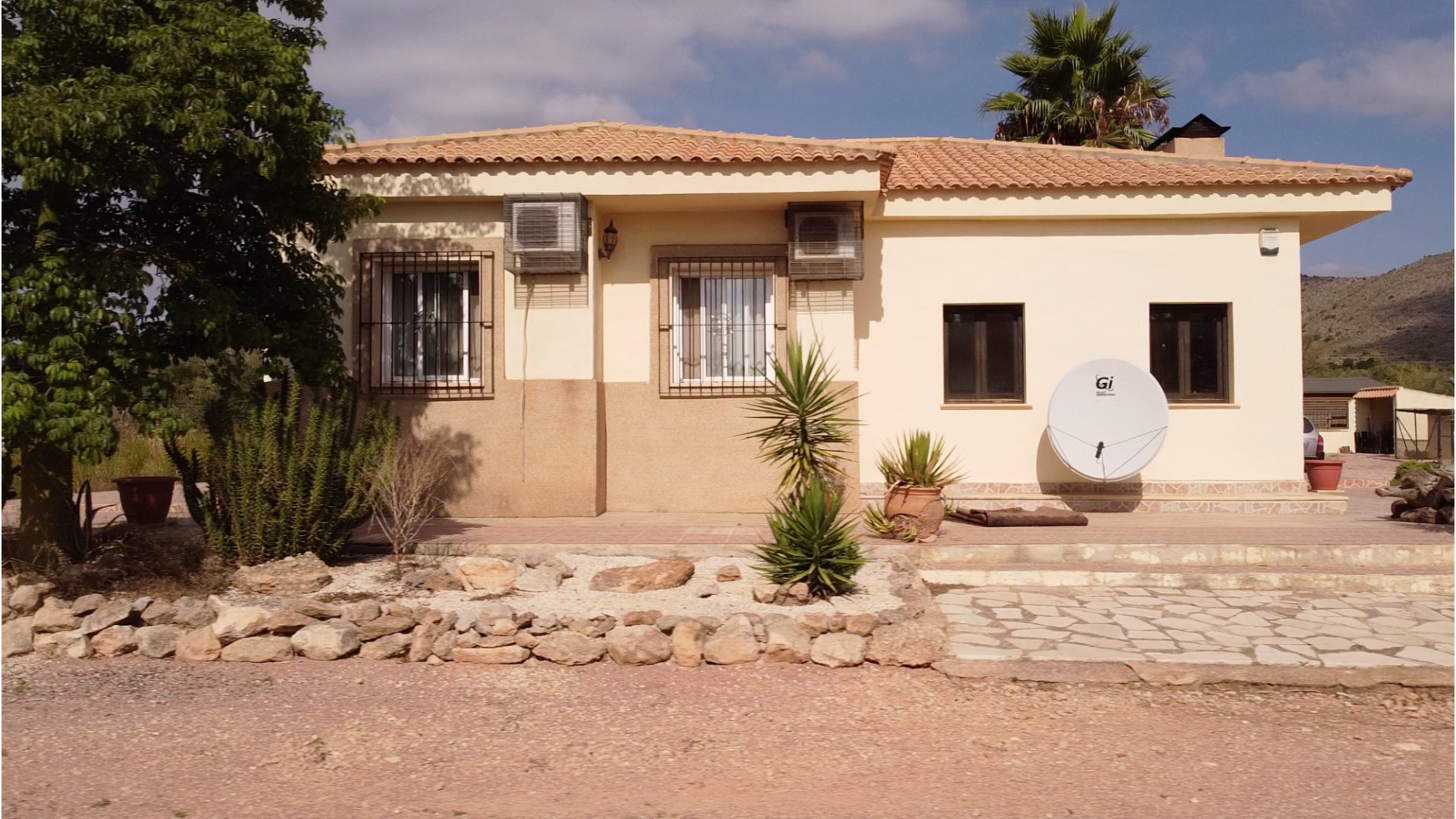 Venta - Country Property - Hondon de las Nieves