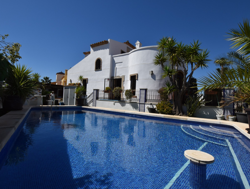 Venta - Detached Villa - Algorfa - La Finca Golf Resort