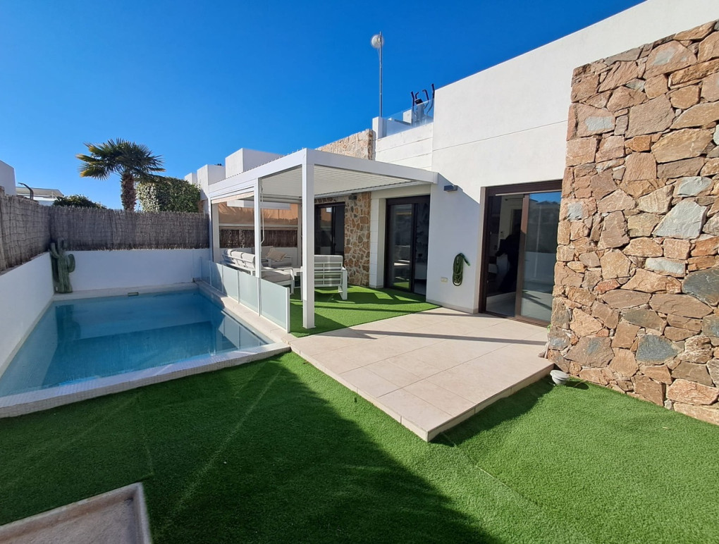 Venta - Detached Villa - Cabo Roig