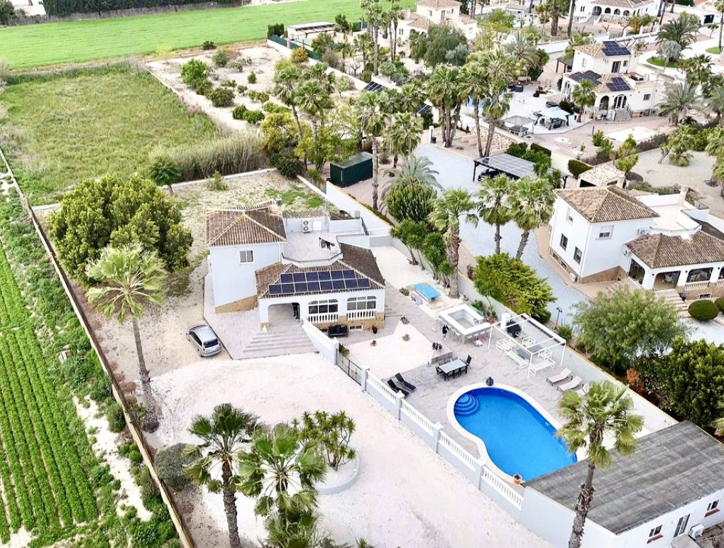 Venta - Detached Villa - Catral