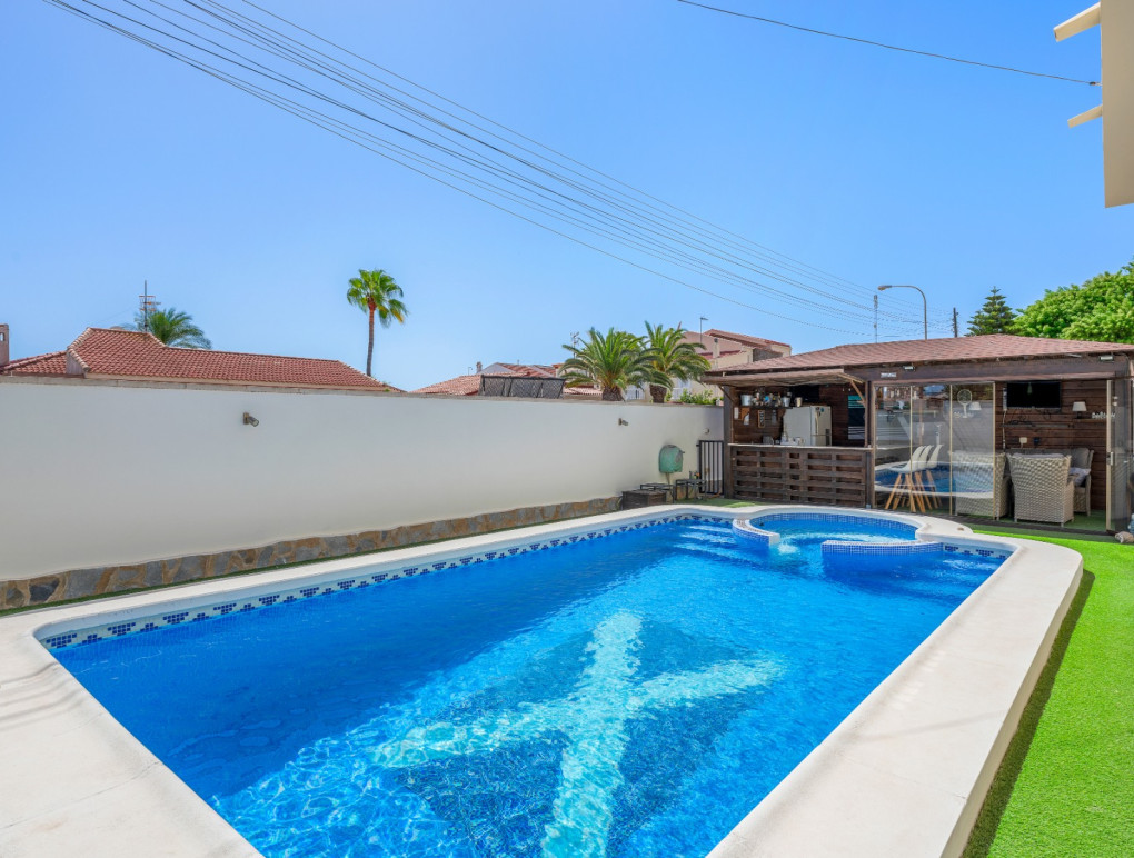 Venta - Detached Villa - Ciudad Quesada - Center