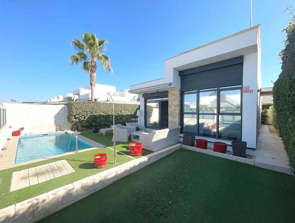 Venta - Detached Villa - Ciudad Quesada - Pueblo Bravo