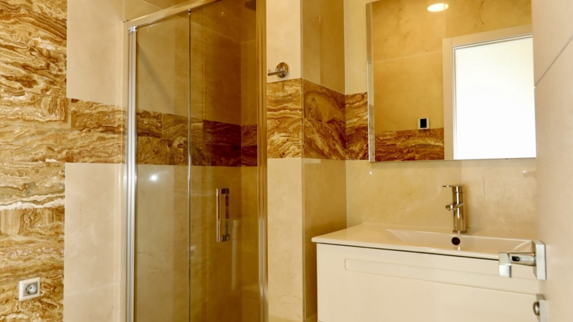 Venta - Detached Villa - La Zenia