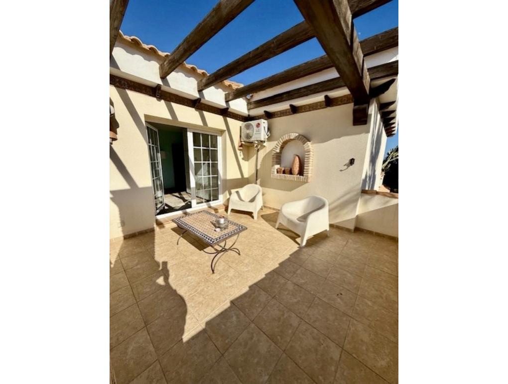 Venta - Detached Villa - La Zenia