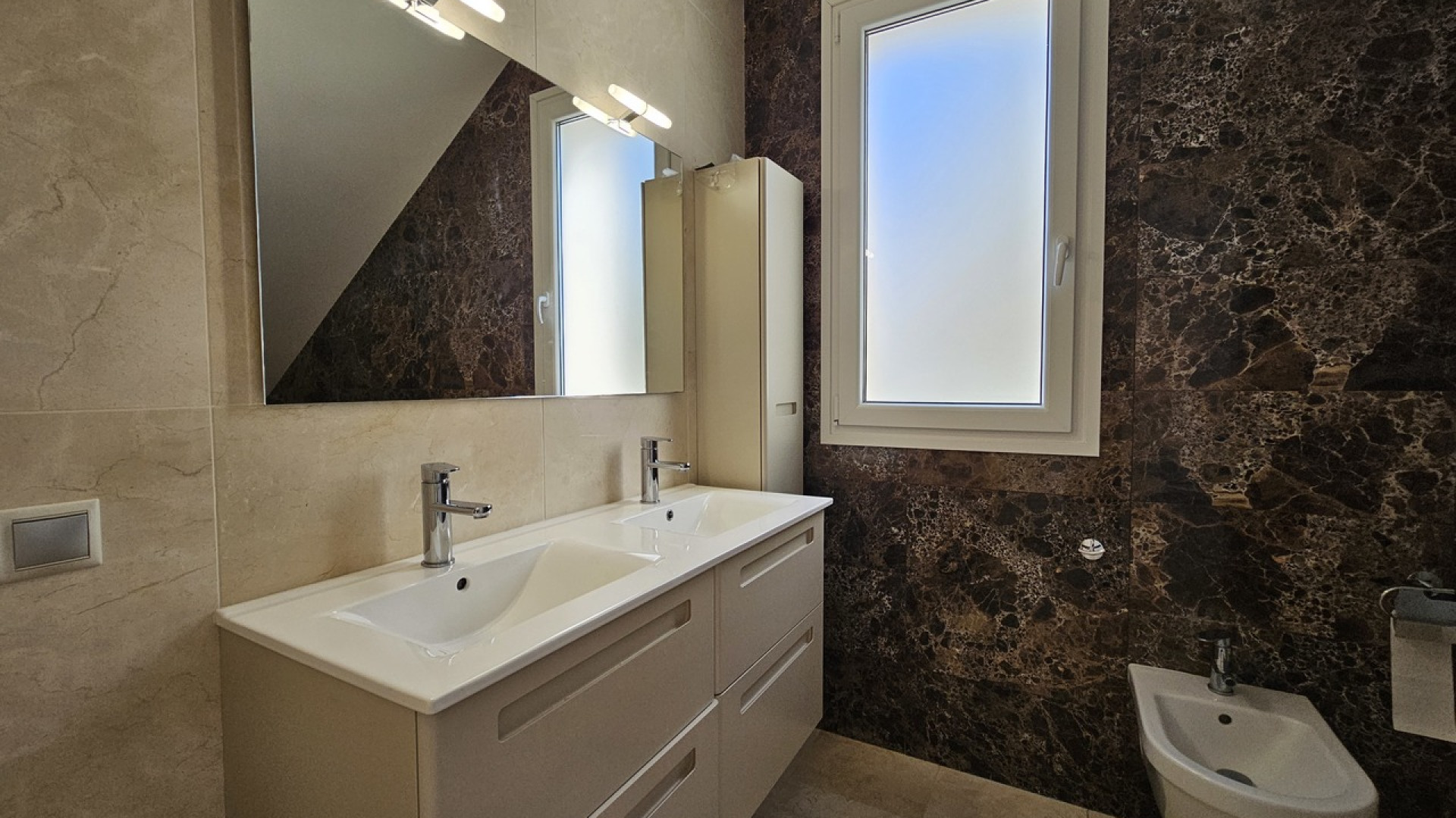 Venta - Detached Villa - La Zenia