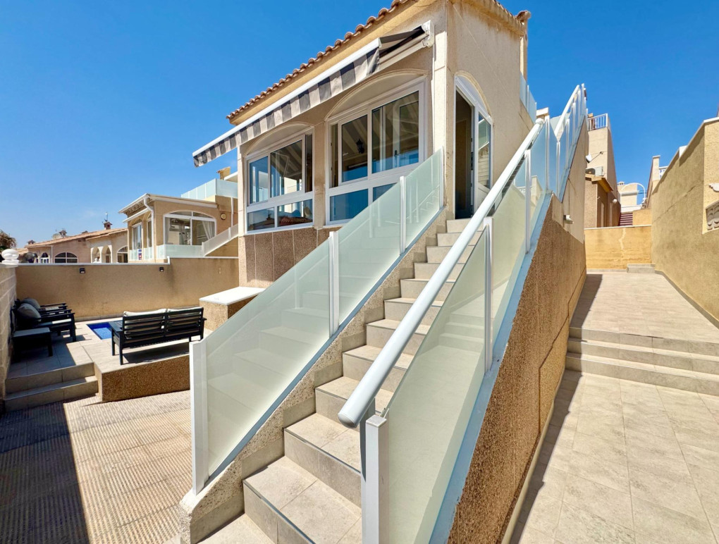 Venta - Detached Villa - Orihuela Costa - La Florida