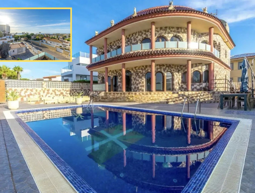 Venta - Detached Villa - Orihuela Costa - La Zenia