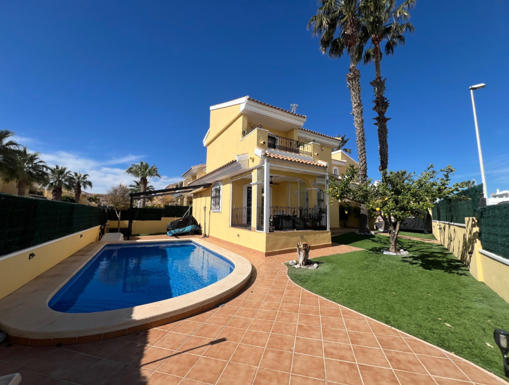 Venta - Detached Villa - Orihuela Costa - Los Dolses