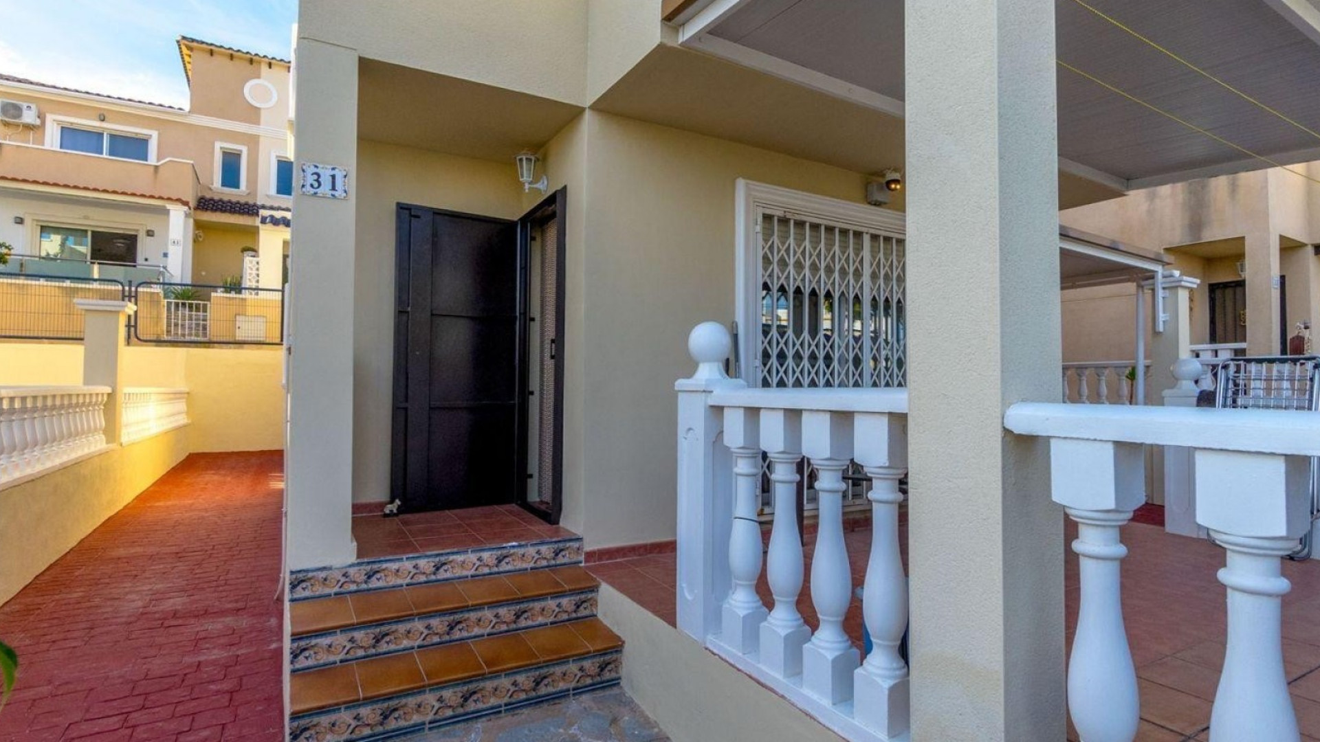 Venta - Detached Villa - Orihuela Costa - Villamartin
