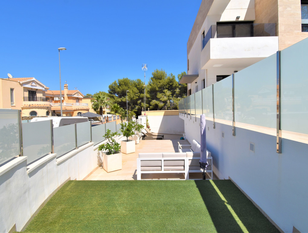 Venta - Detached Villa - Orihuela Costa - Villamartin