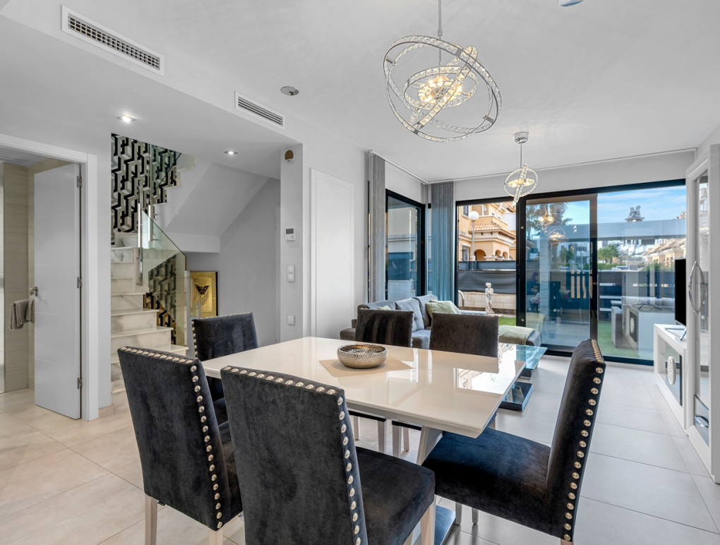 Venta - Detached Villa - Orihuela Costa