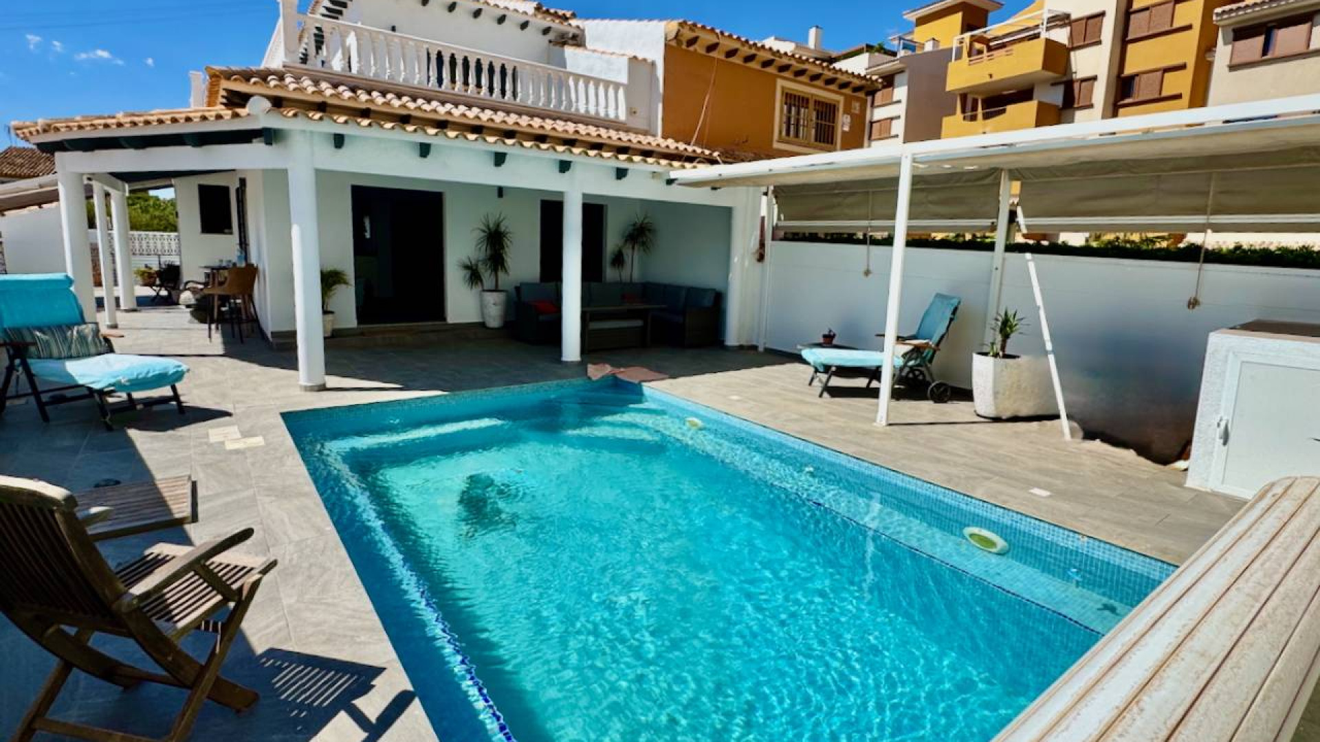 Venta - Detached Villa - Punta Prima