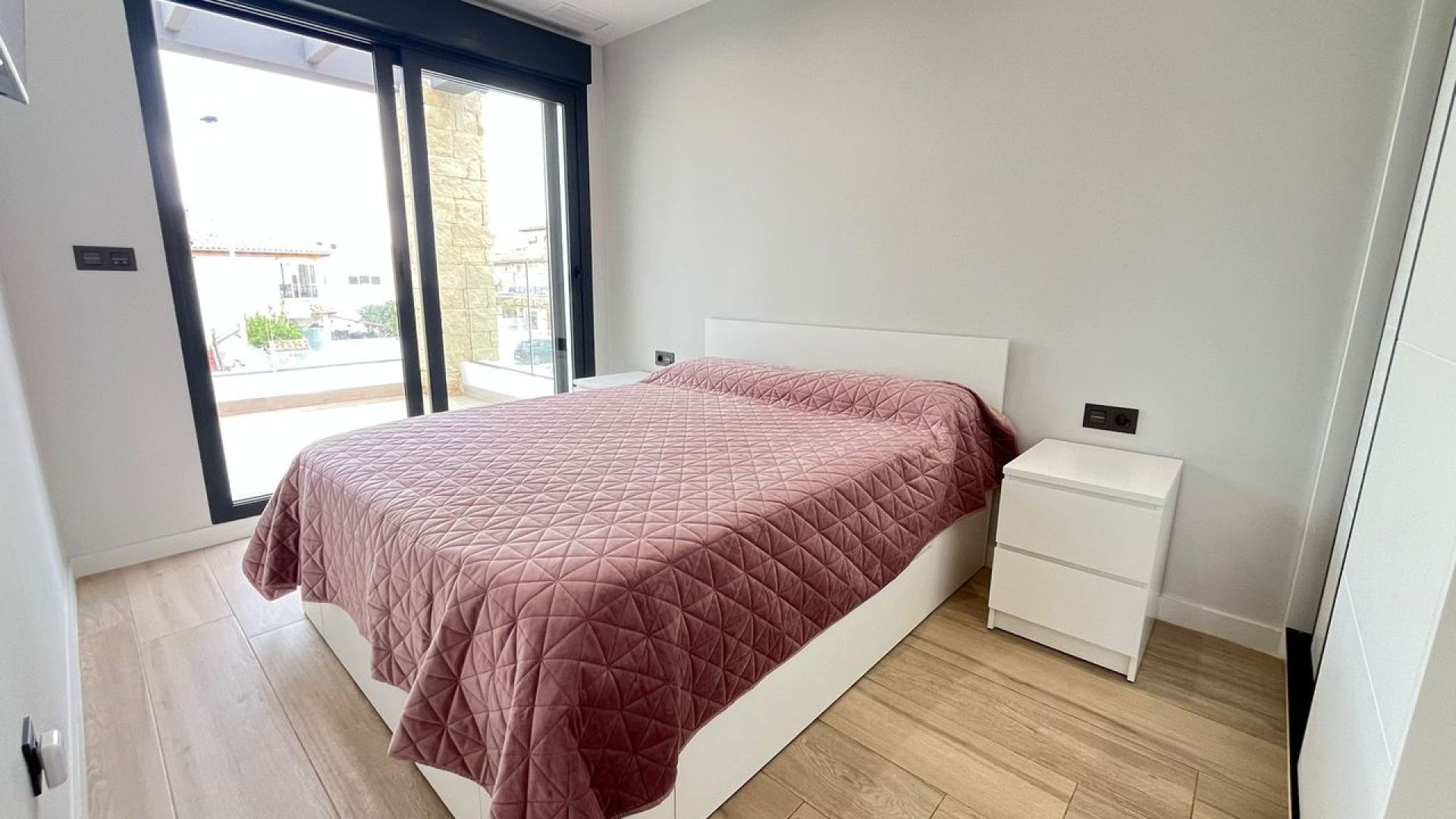 Venta - Detached Villa - Punta Prima