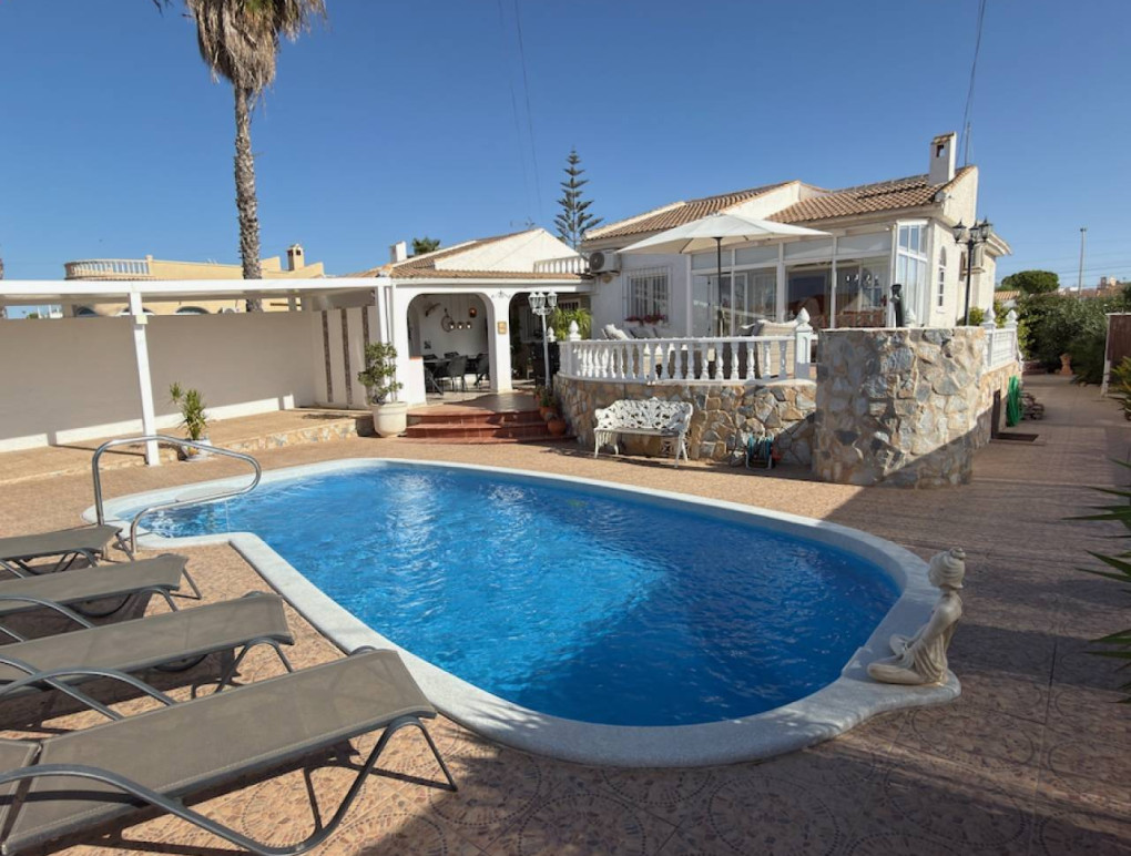 Venta - Detached Villa - San Luis