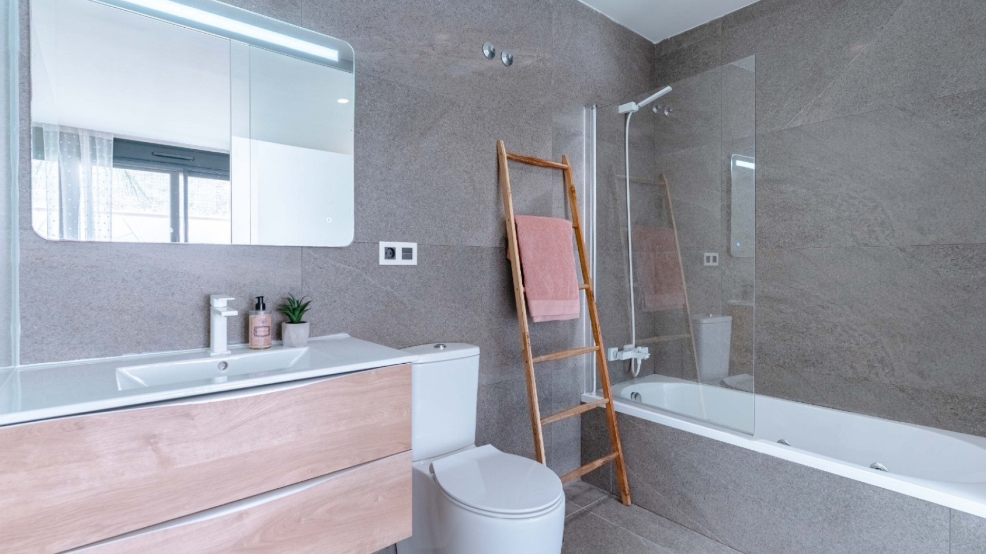 Venta - Detached Villa - San Miguel de Salinas