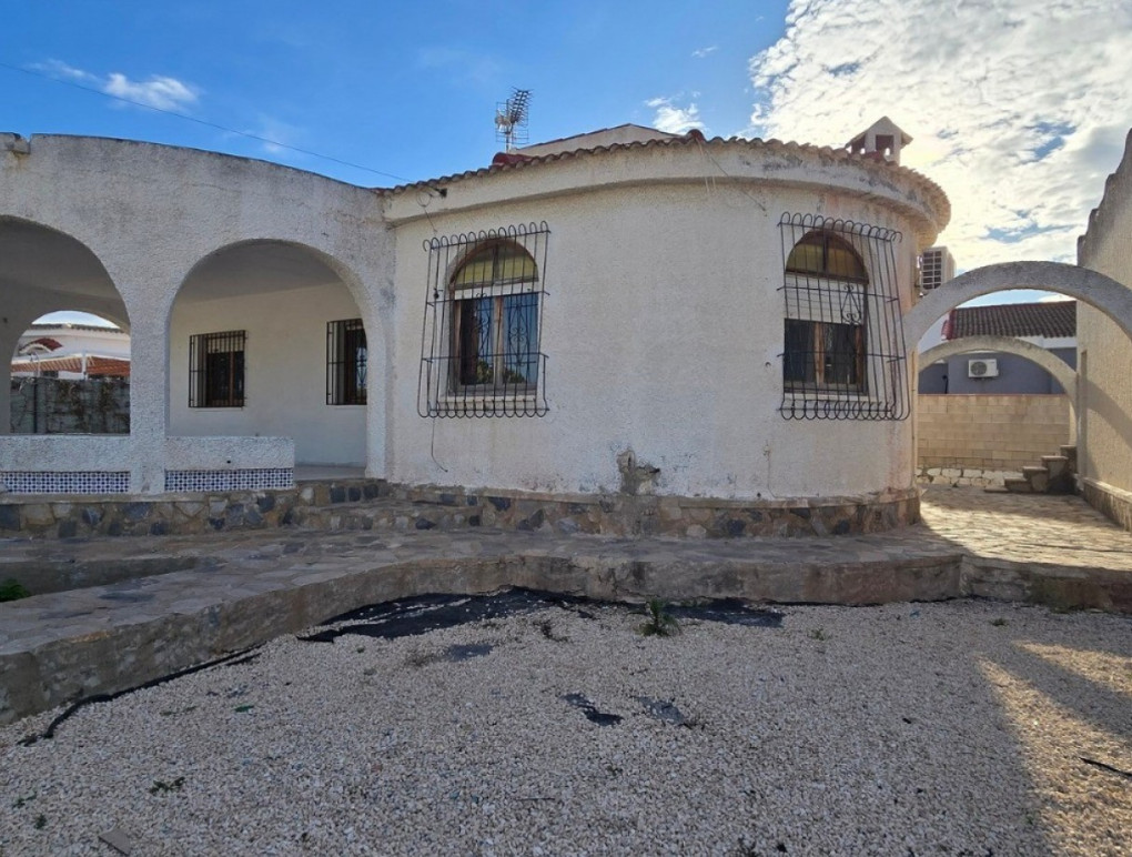 Venta - Detached Villa - Torrevieja - El Chaparal