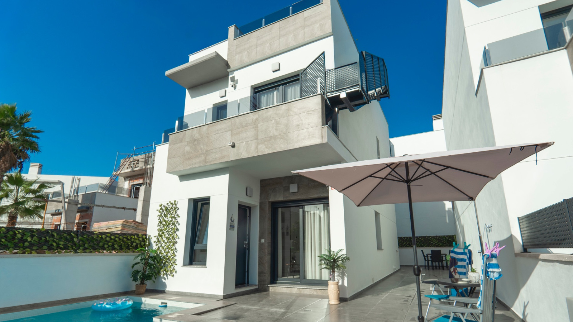 Venta - Detached Villa - Torrevieja - La Florida