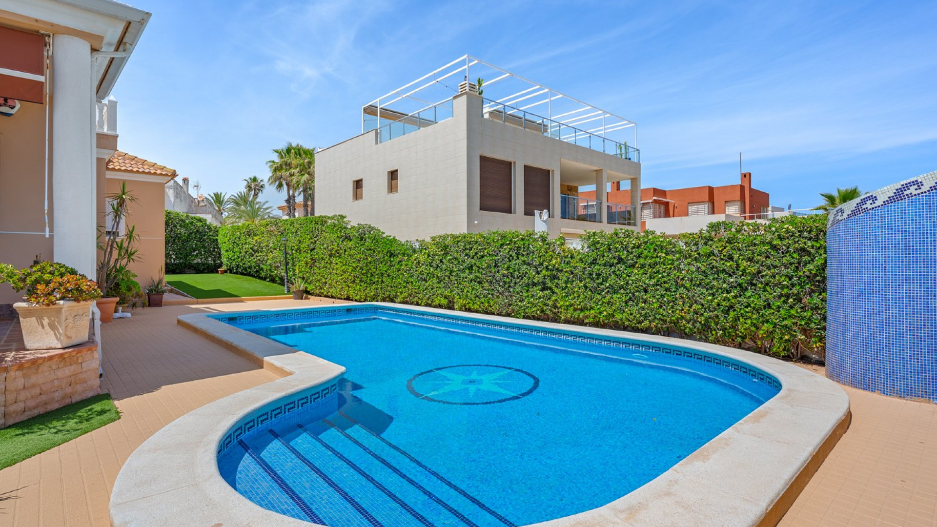 Venta - Detached Villa - Torrevieja - La Mata