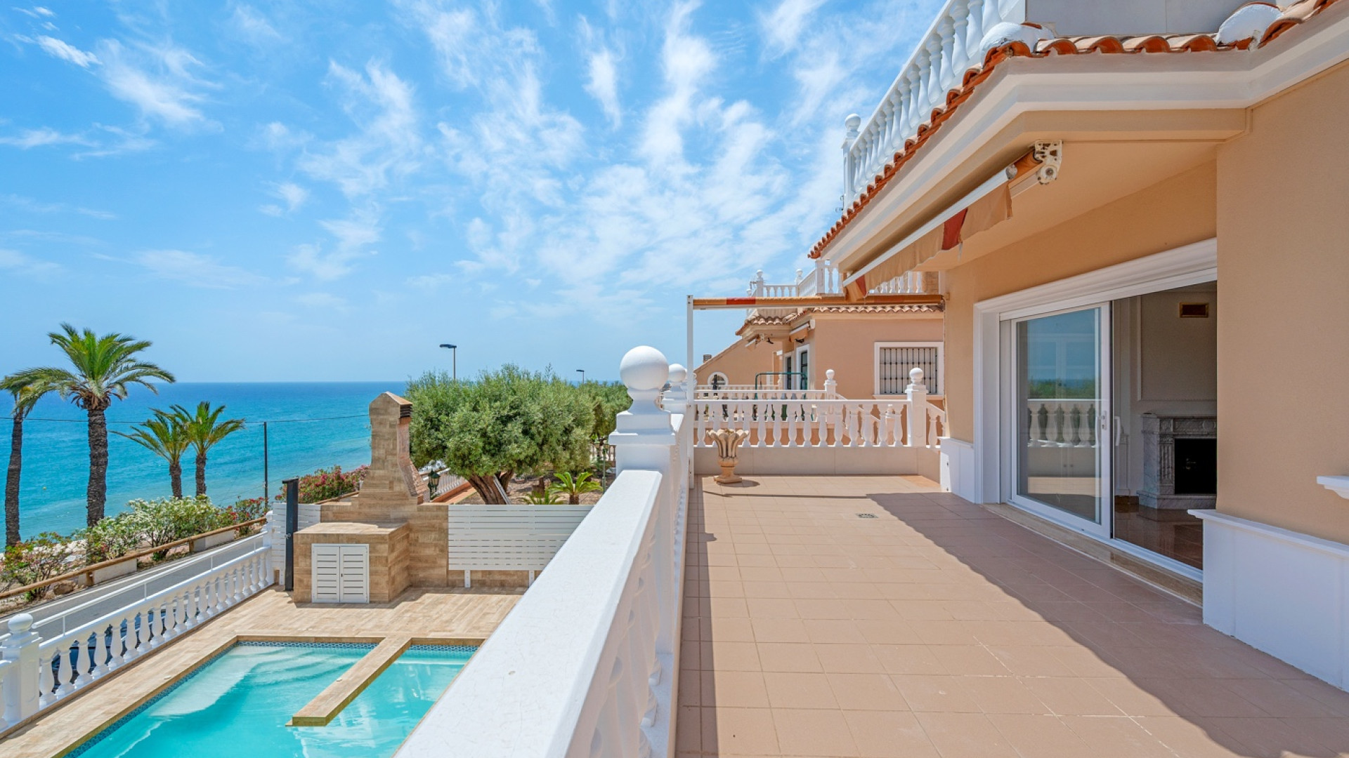 Venta - Detached Villa - Torrevieja