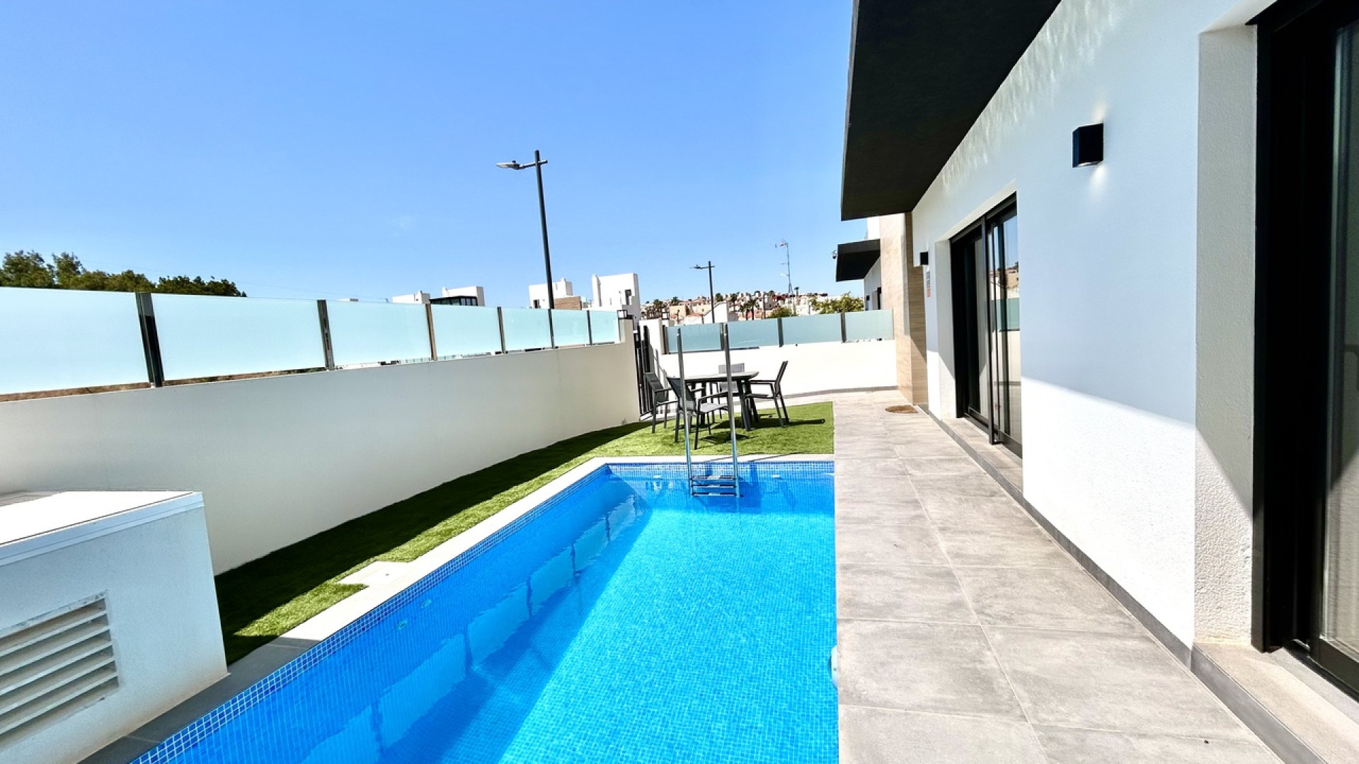 Venta - Detached Villa - Villamartin