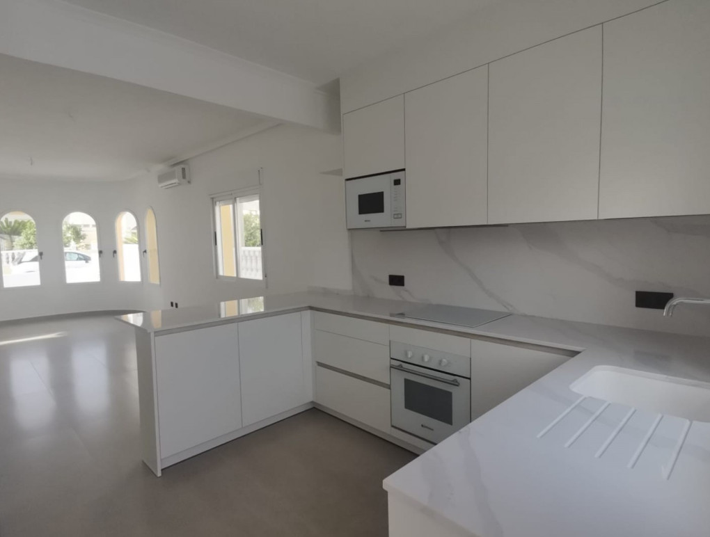 Venta - Villa independiente - Algorfa - Lo Crispin