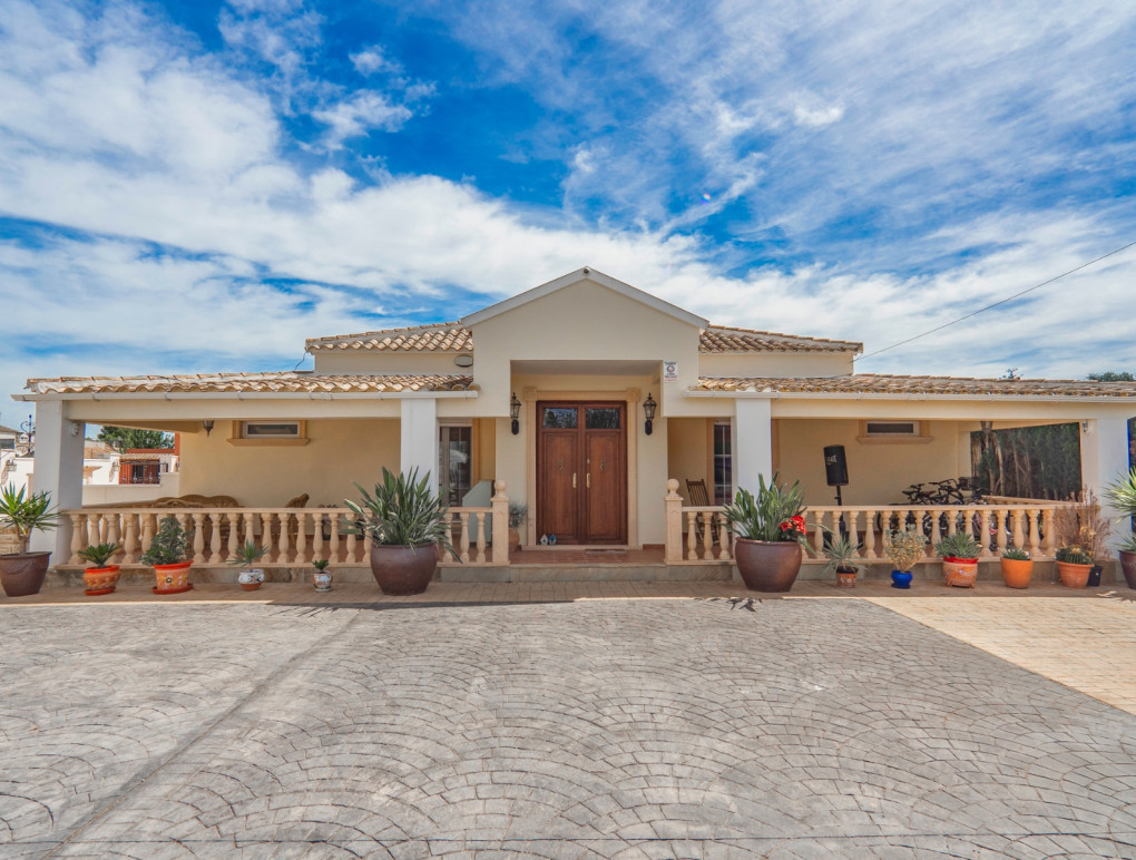 Villa de lujo en costa blanca