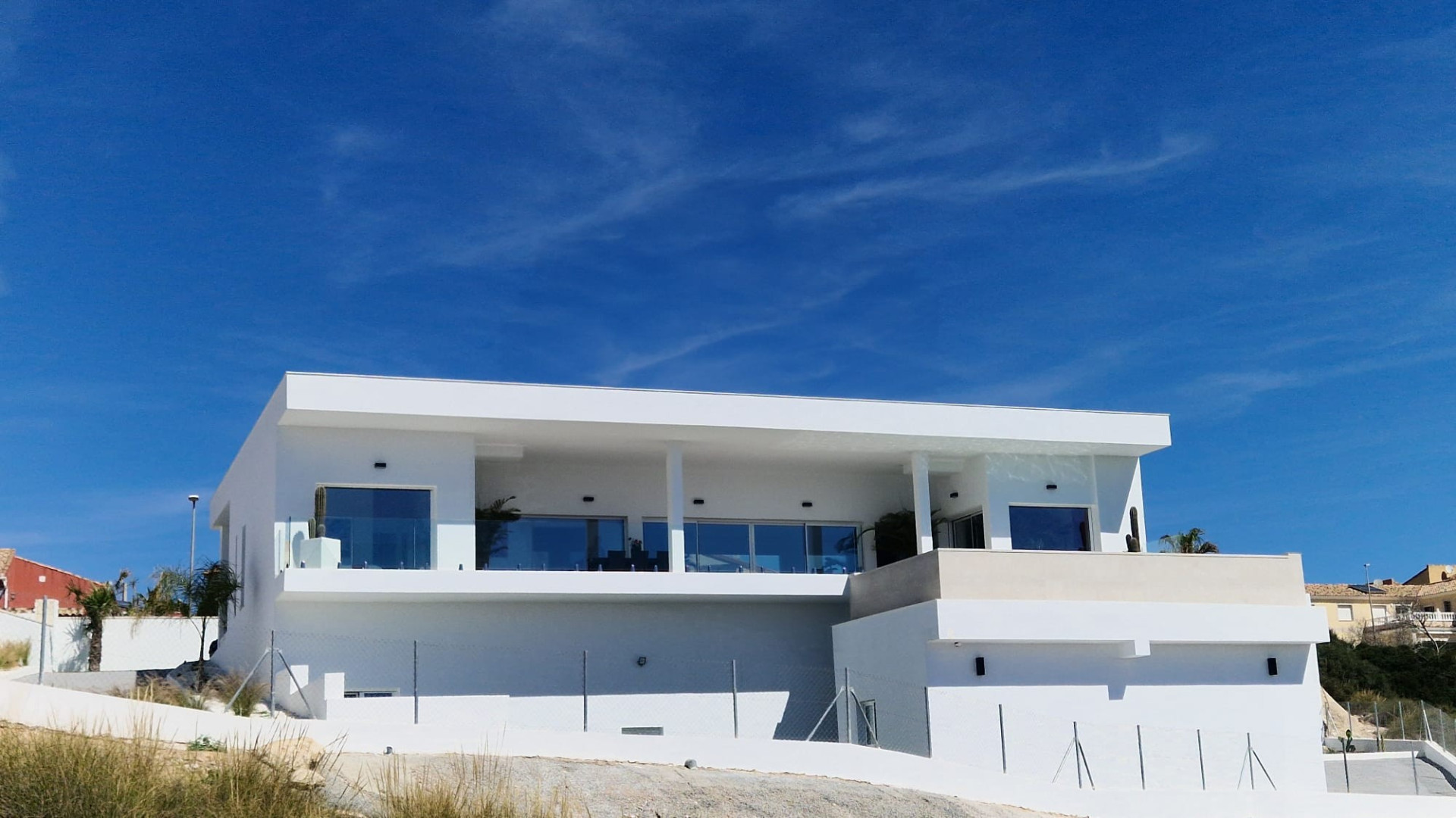 villas alicante to buy