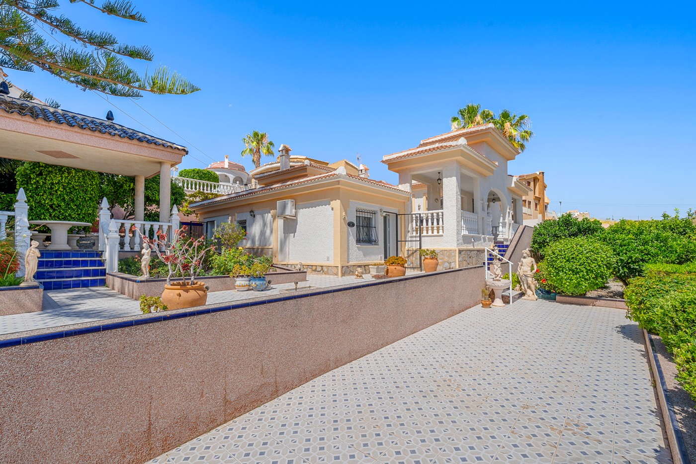 detached-villa en ciudad-quesada · la-marquesa-golf 399000€