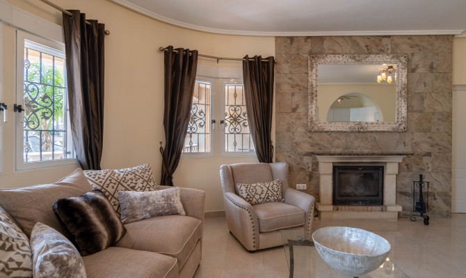 Resale - Detached Villa - Benimar