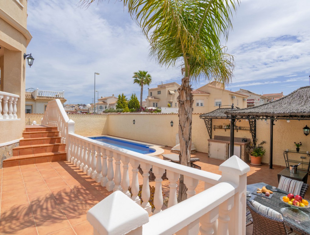 Resale - Detached Villa - Benimar