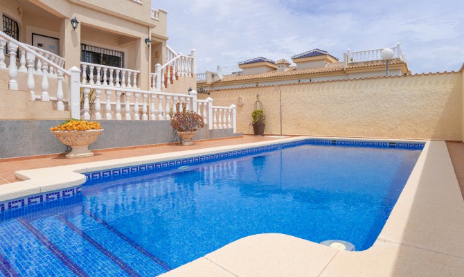 Resale - Detached Villa - Benimar
