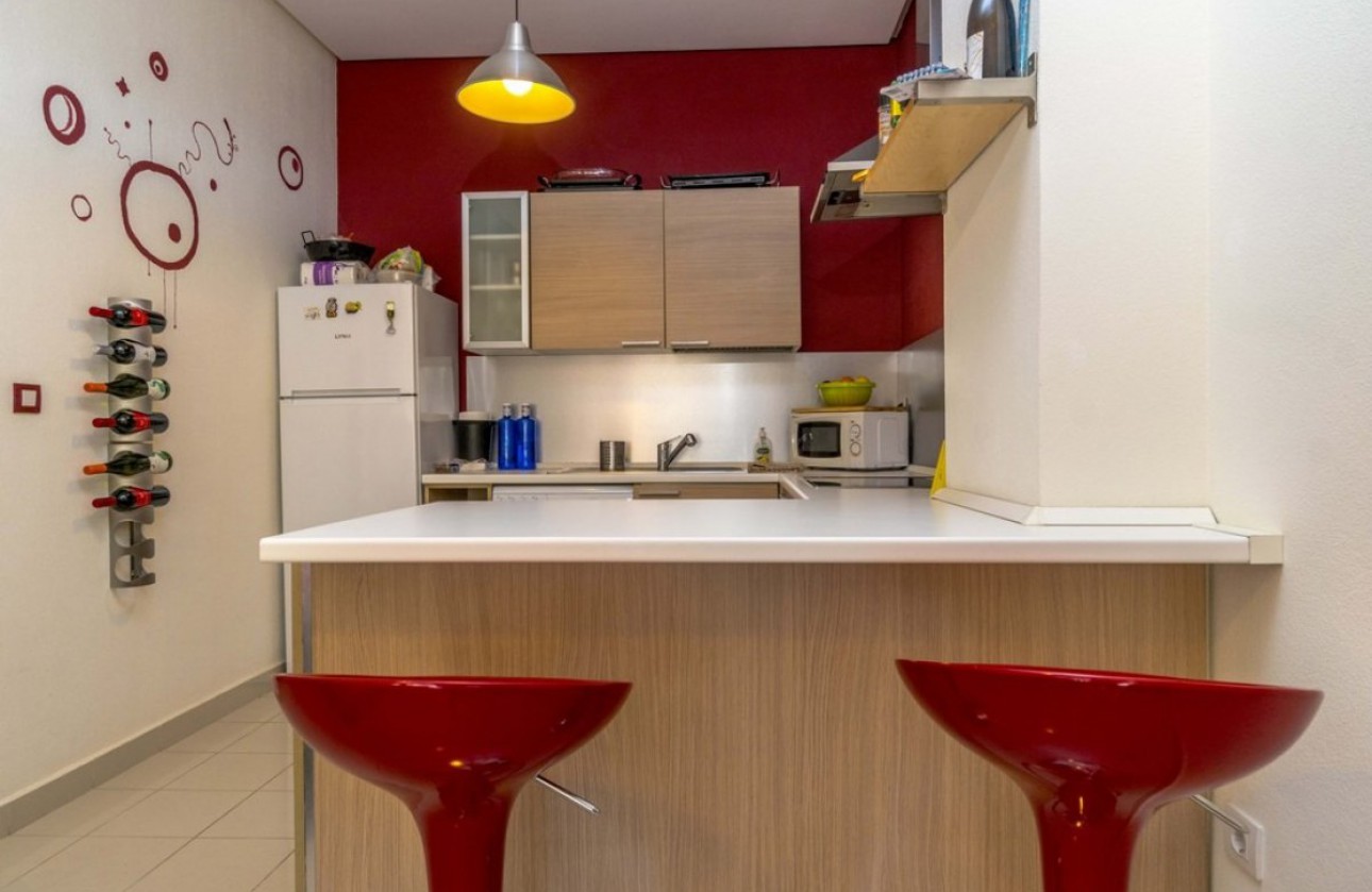Resale - Apartment - Orihuela Costa - Campoamor