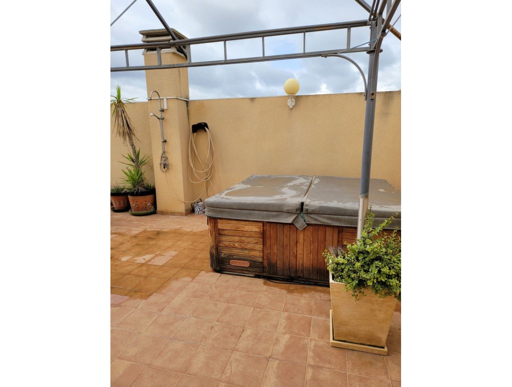 Revente - Apartment - Rafal