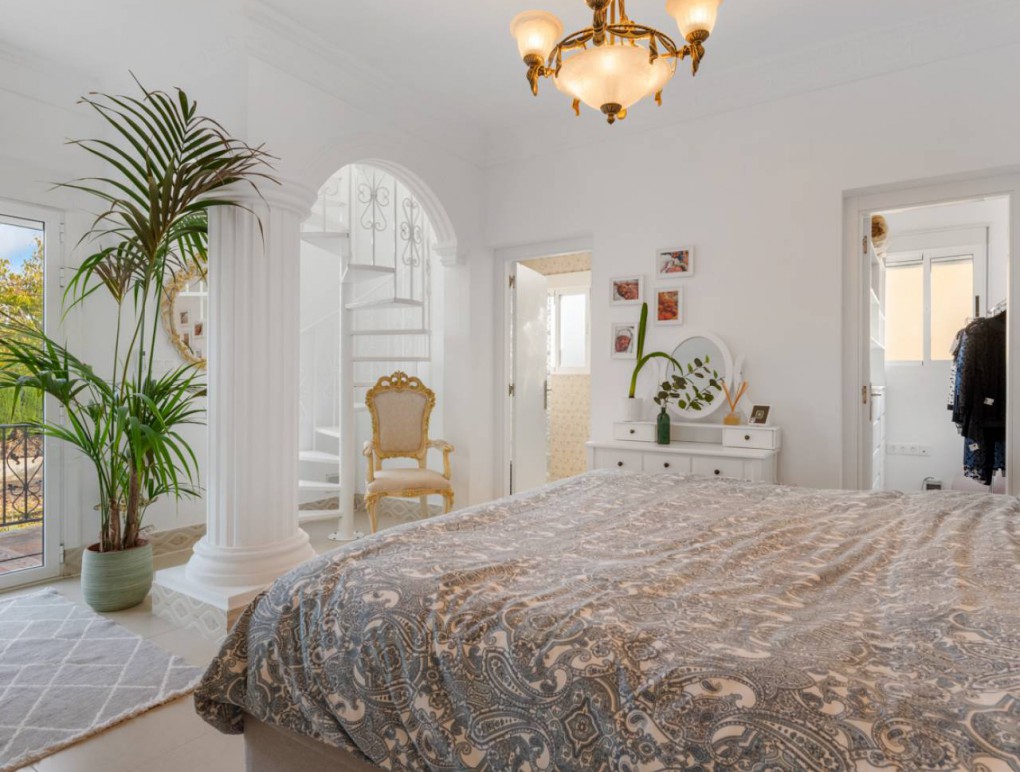 Sale - Detached Villa - Daya Vieja