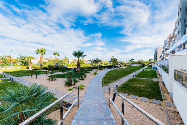 Revente - Apartment - Mil Palmerales - Mil Palmeras