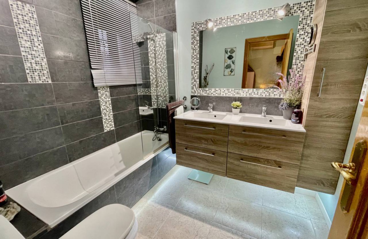 Resale - Detached Villa - Bigastro