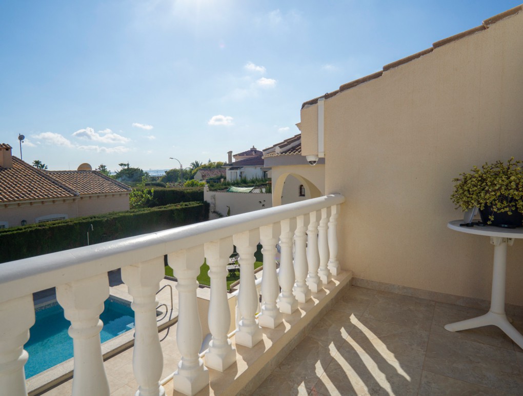 Resale - Luxury Villa - Ciudad Quesada