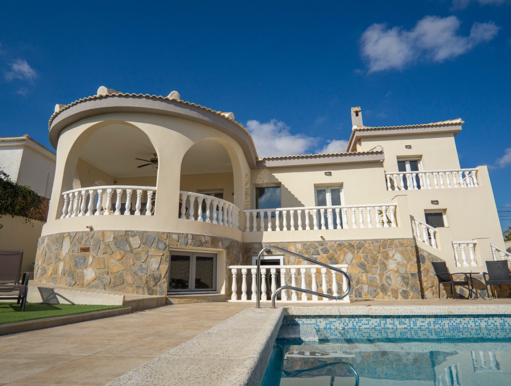 Sale - Luxury Villa - Ciudad Quesada