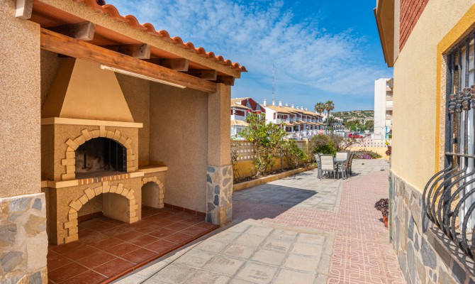 Resale - Detached Villa - Guardamar del Segura