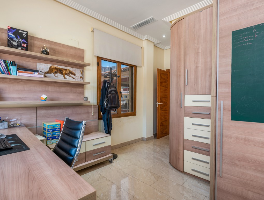 Revente - Detached Villa - Orihuela