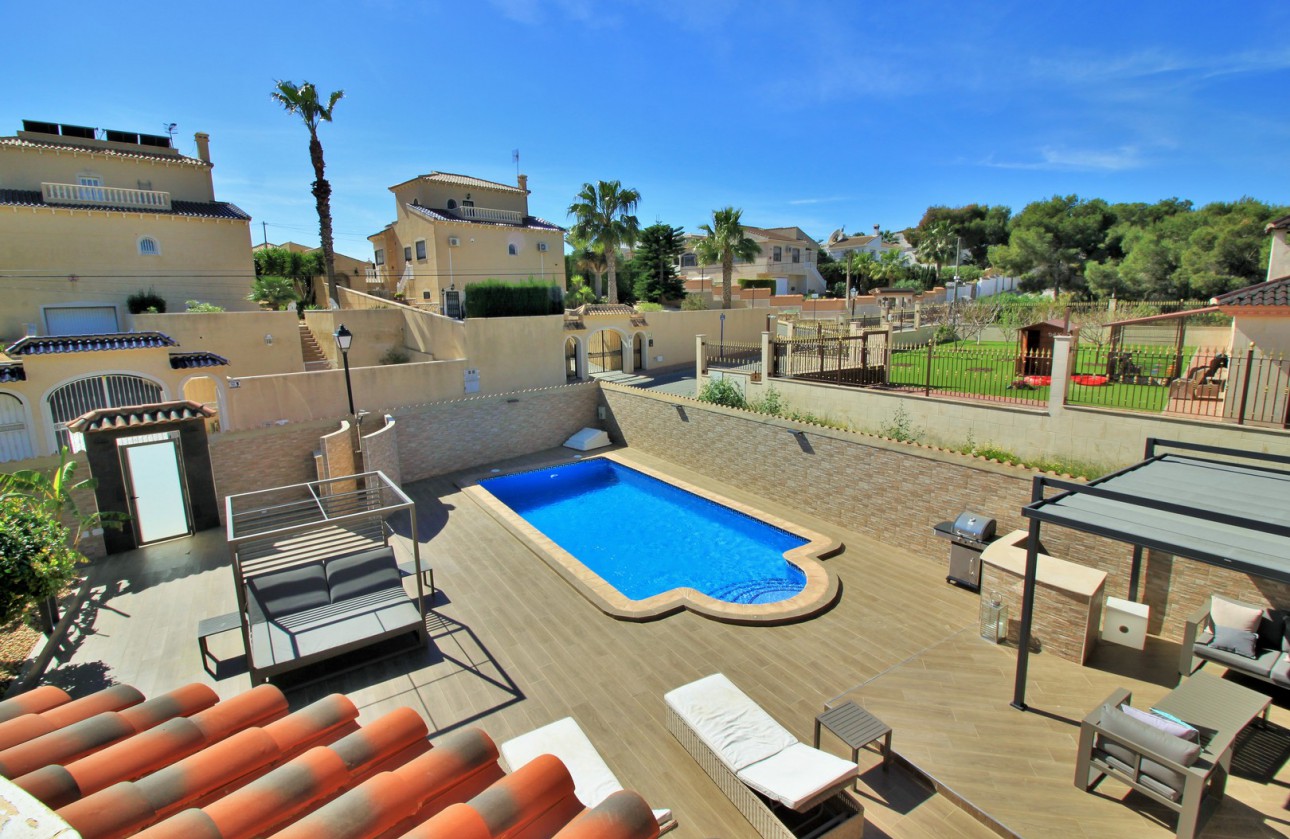Revente - Detached Villa - Villamartin
