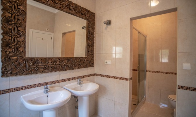 Resale - Detached Villa - Benimar
