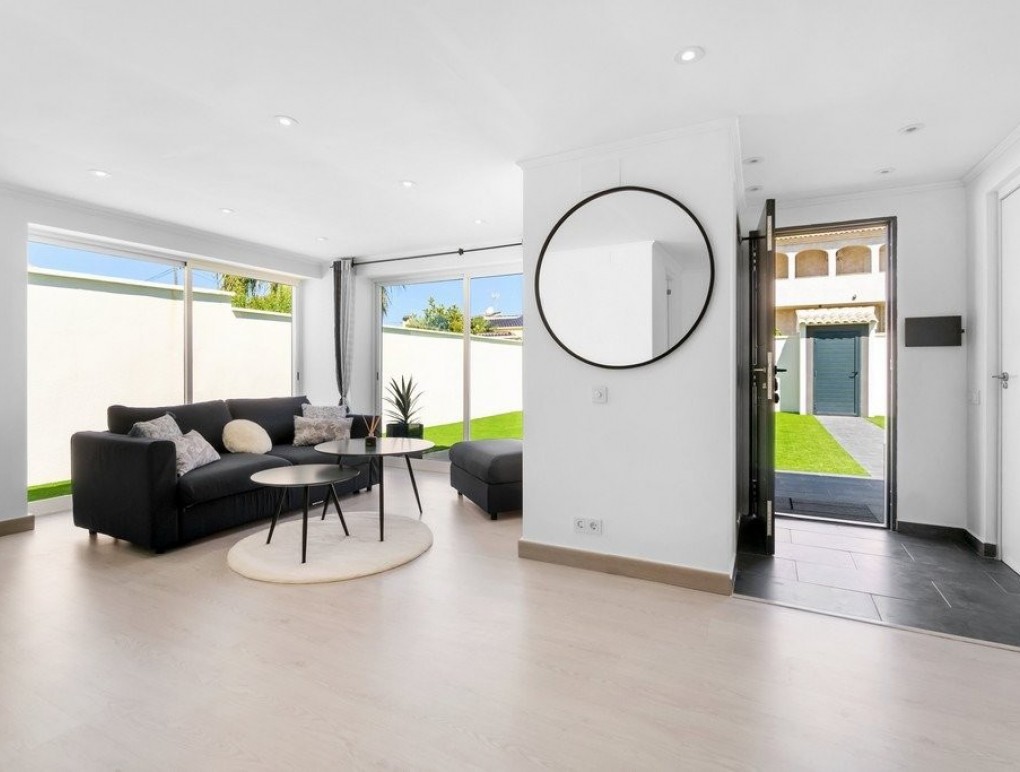 Venta - Detached Villa - Orihuela Costa - Cabo Roig