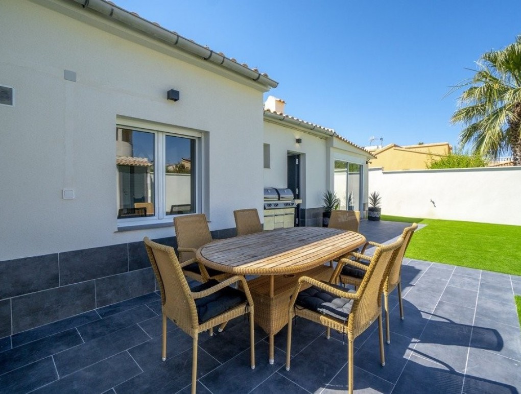 Venta - Detached Villa - Orihuela Costa - Cabo Roig